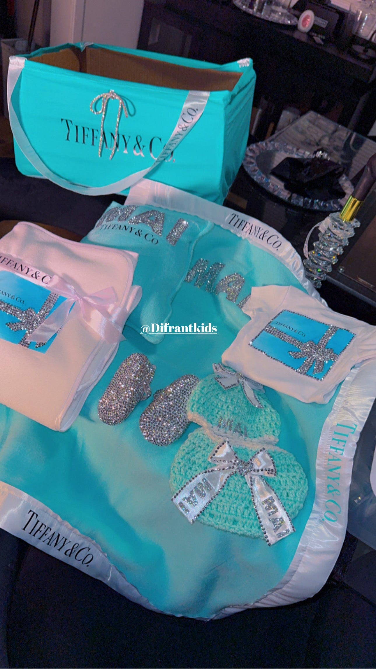 Viral bling